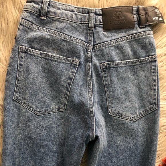 Jeans - Picture 6 of 7